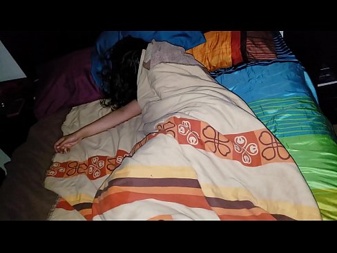 ❤️ Stepson yana dukan mahaifiyar mahaifiyarsa yayin da take barci. ️❌ Batsa ❌️